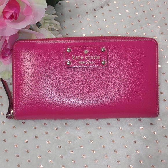 COPY - Kate Spade New York Wallet - Picture 2 of 8